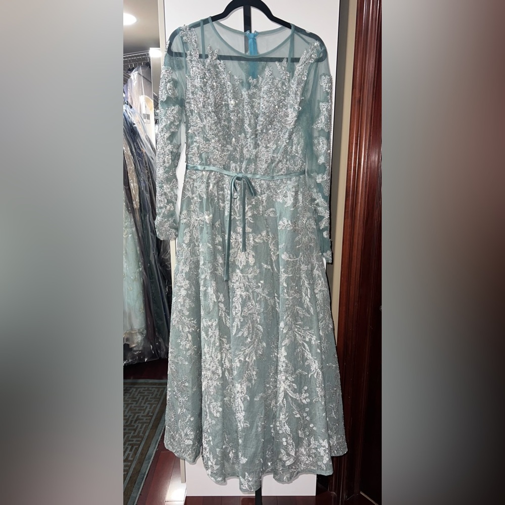 Bow belt illusion teal length evening gown - Picture 4 of 10
